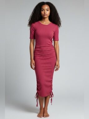 Ribbed Short Sleeve Midi Dress in Deep Pink